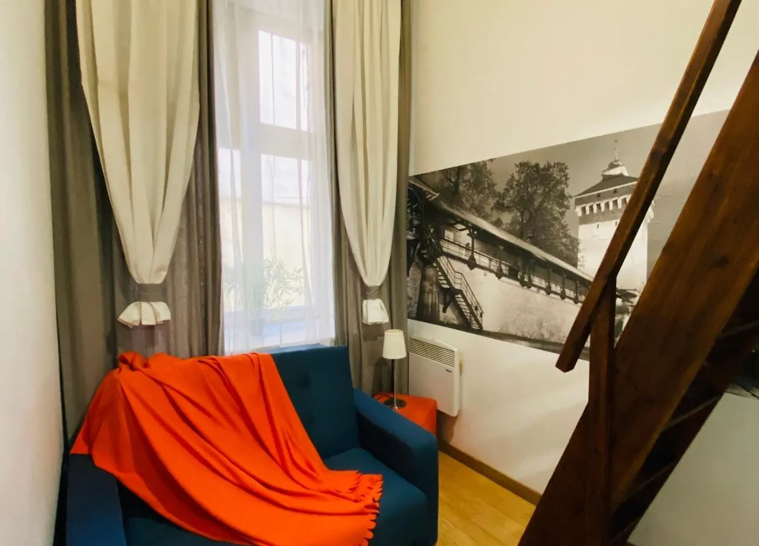 Krakow Apartments & Rooms