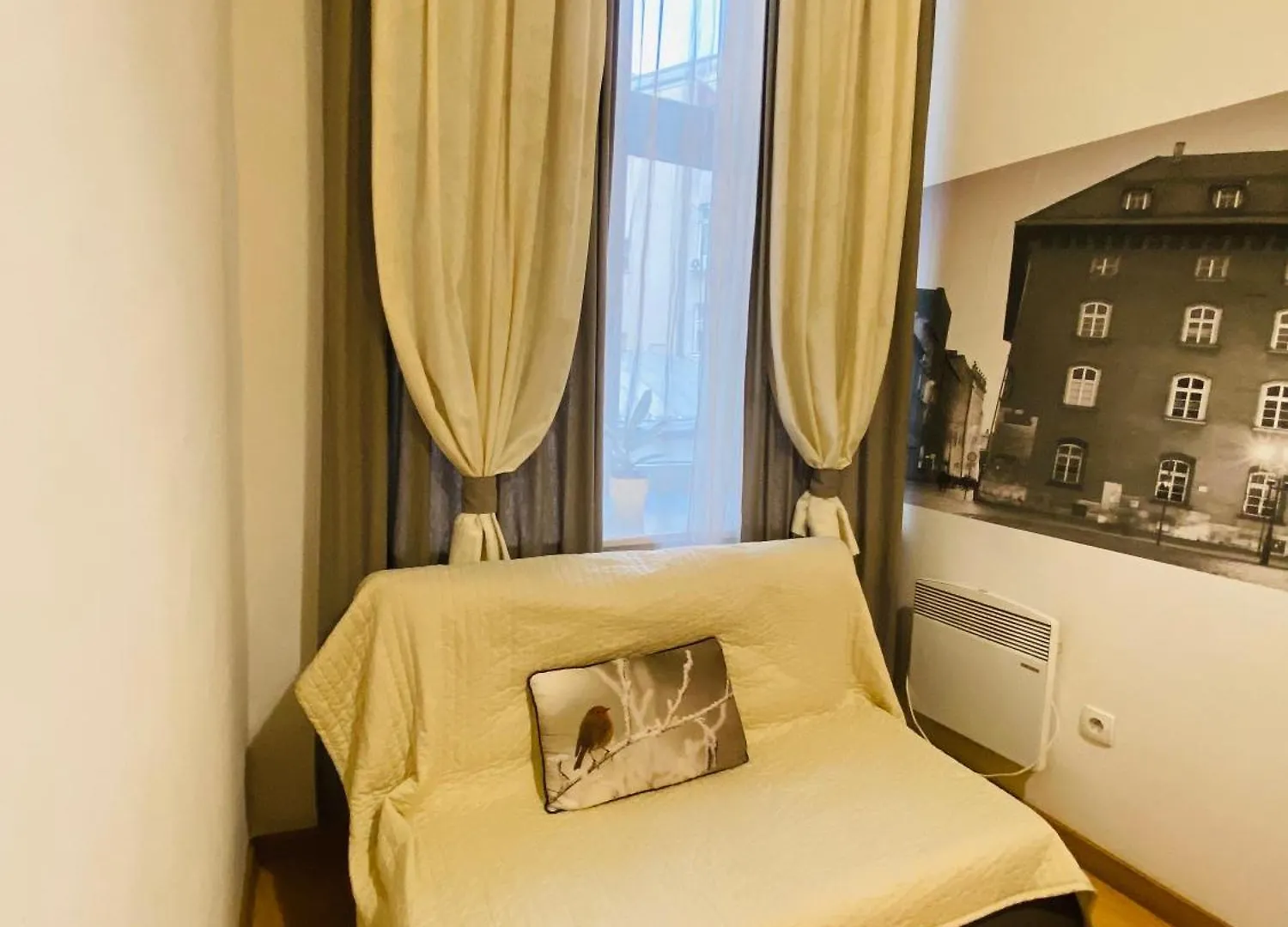 Krakow Apartments & Rooms Poland