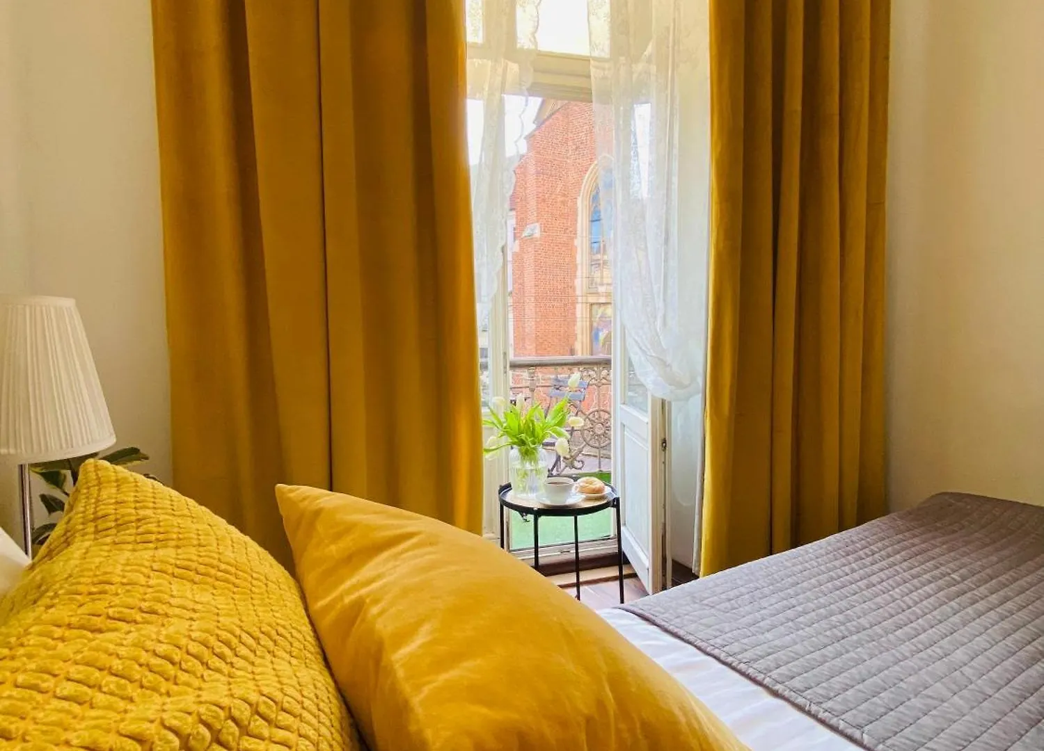 Krakow Apartments & Rooms